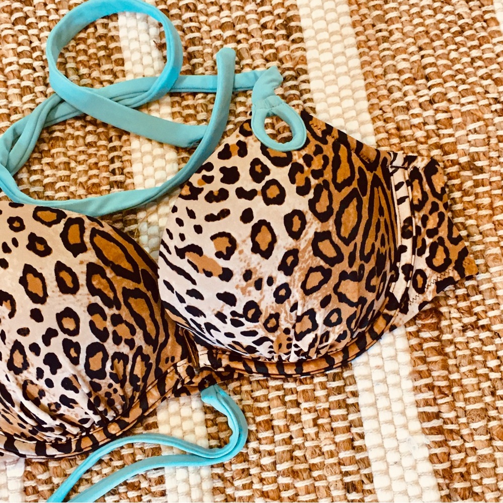 Victoria Secret cheetah leopard bikini top pool top vacay beachy summer 34B